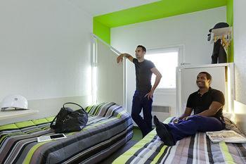 Hotelf1 Saint Etienne La Grand Croix LʼHorme Εξωτερικό φωτογραφία